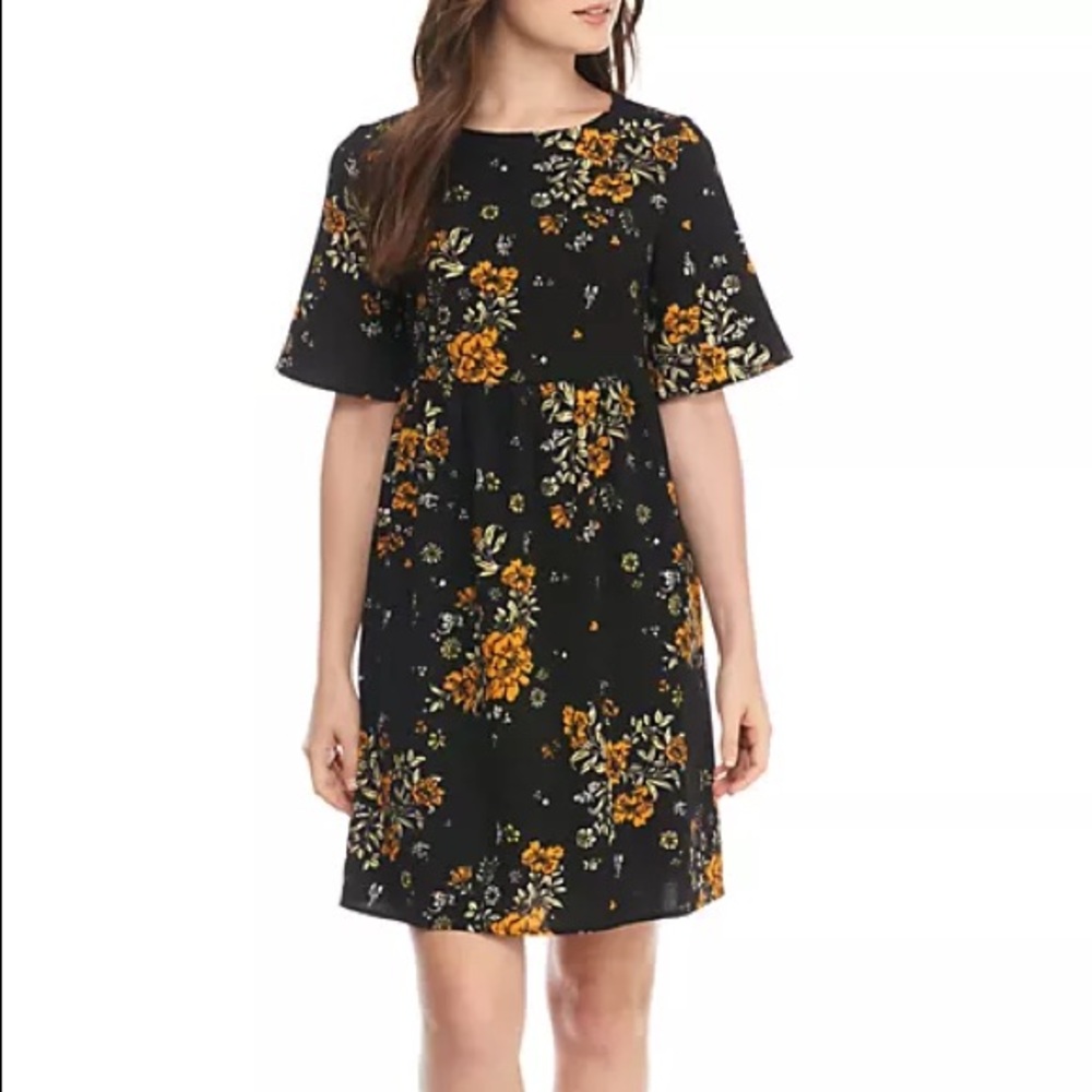 Black & Yellow Floral Bell-Sleeve Shift Dress